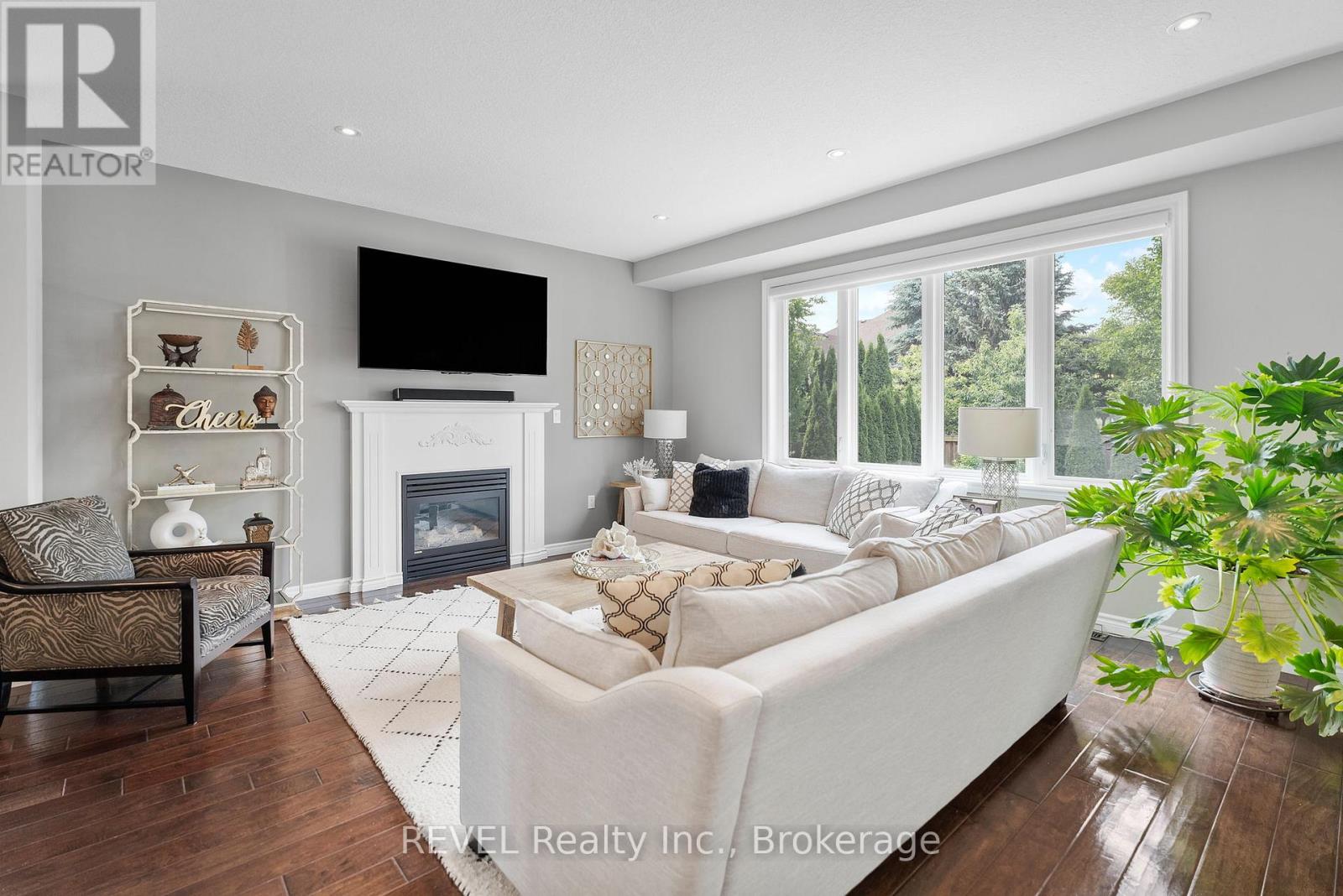 9 Angels Drive, Niagara-On-The-Lake, Ontario  L0S 1J1 - Photo 10 - X12200132