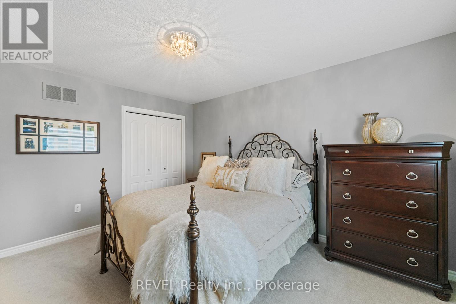 9 Angels Drive, Niagara-On-The-Lake, Ontario  L0S 1J1 - Photo 40 - X12200132