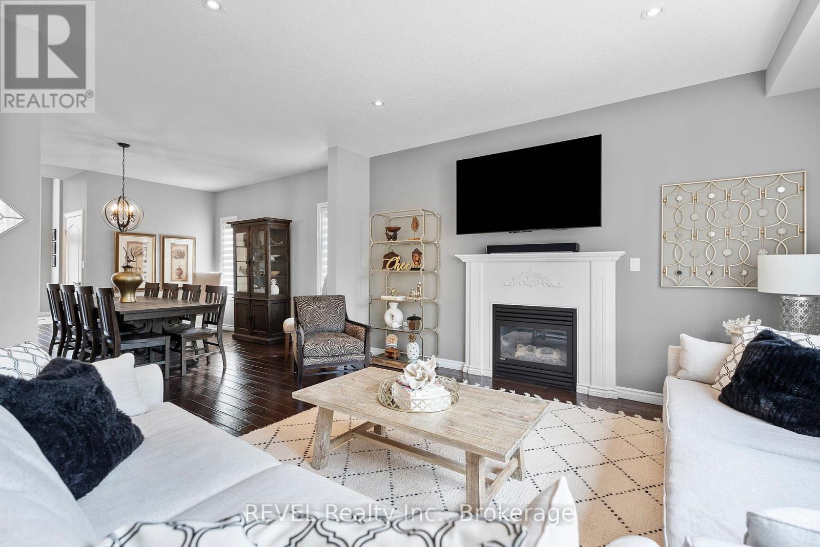 9 Angels Drive, Niagara-On-The-Lake, Ontario  L0S 1J1 - Photo 11 - X12200132