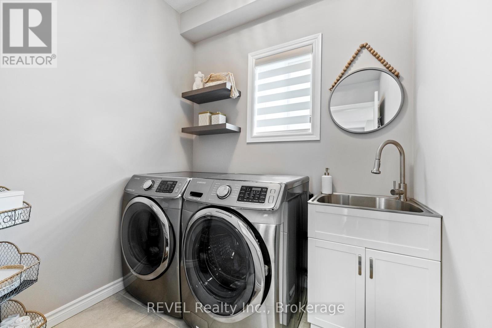 9 Angels Drive, Niagara-On-The-Lake, Ontario  L0S 1J1 - Photo 21 - X12200132