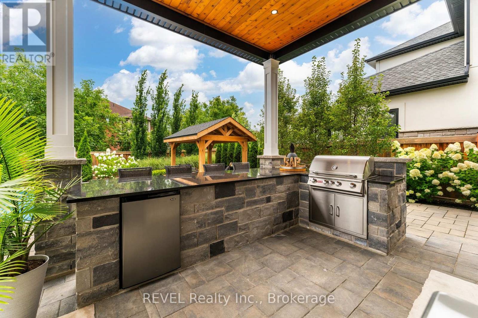 9 Angels Drive, Niagara-On-The-Lake, Ontario  L0S 1J1 - Photo 41 - X12200132