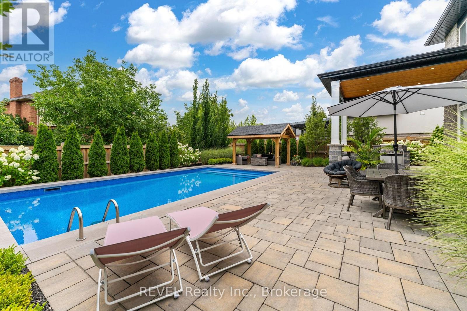 9 Angels Drive, Niagara-On-The-Lake, Ontario  L0S 1J1 - Photo 43 - X12200132