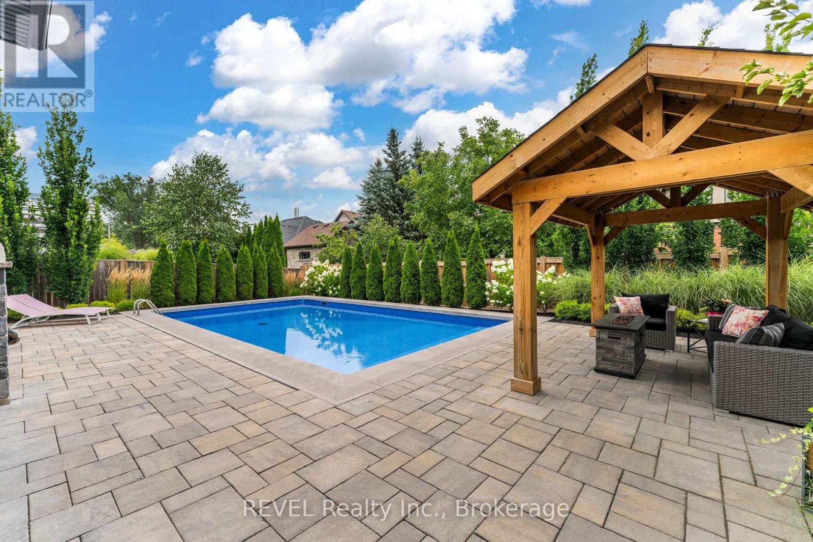 9 Angels Drive, Niagara-On-The-Lake, Ontario  L0S 1J1 - Photo 46 - X12200132
