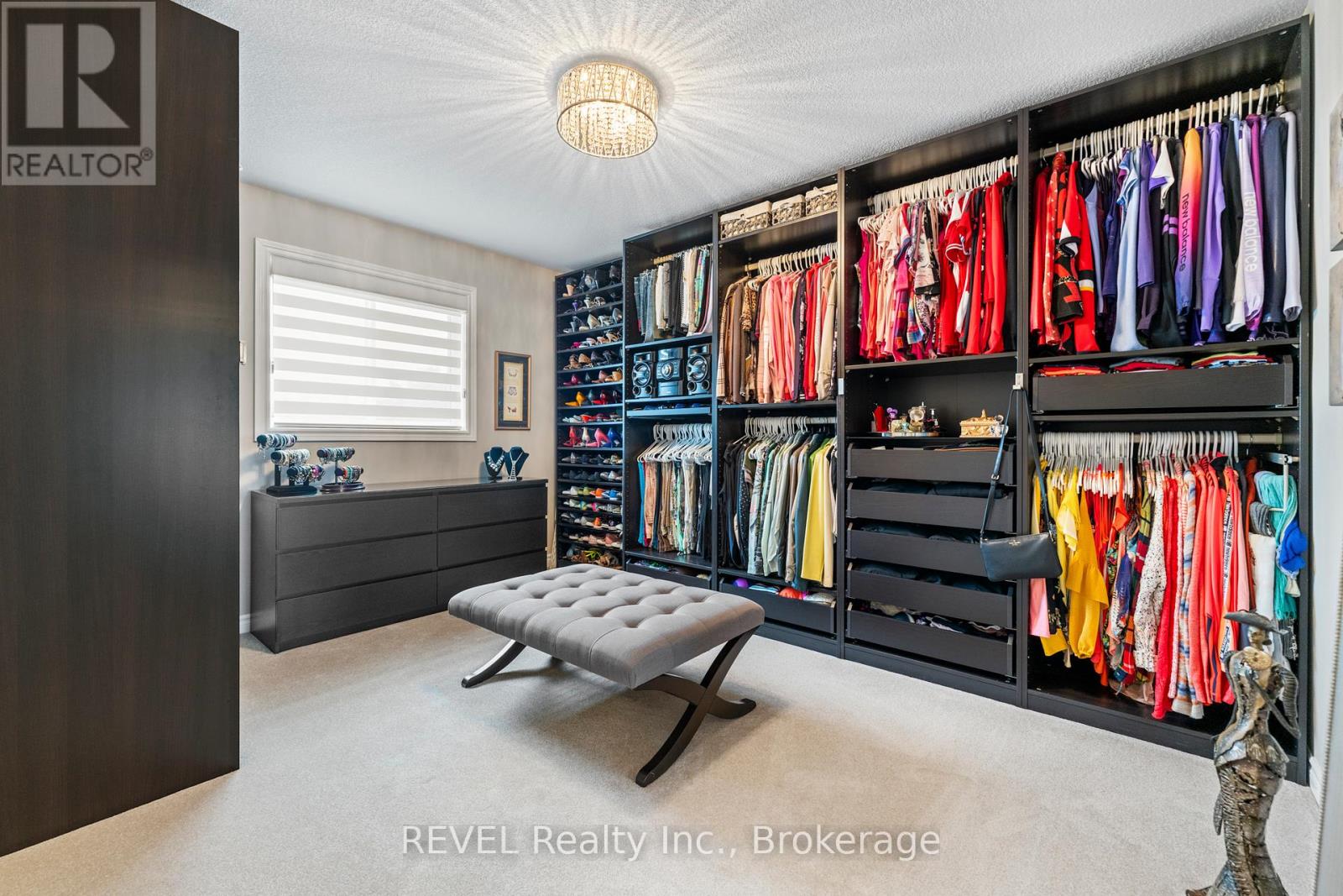 9 Angels Drive, Niagara-On-The-Lake, Ontario  L0S 1J1 - Photo 36 - X12200132