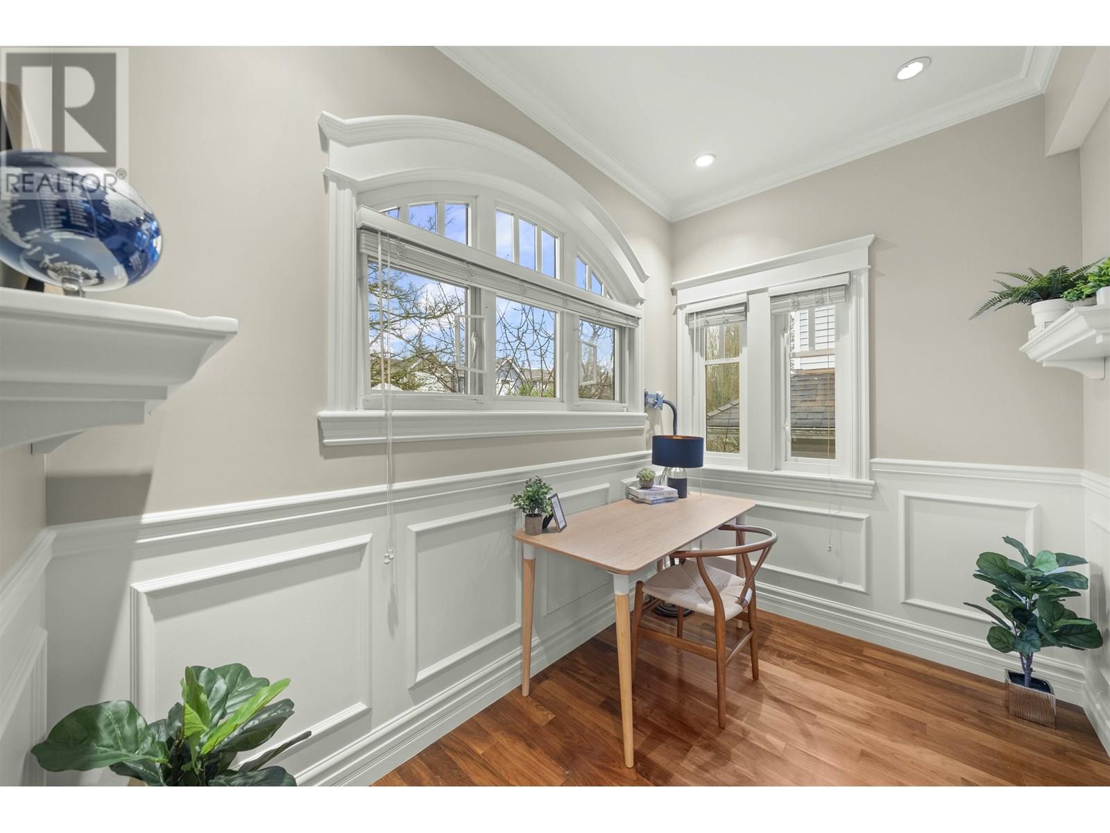 Listing Picture 24 of 40 : 4509 W 8TH AVENUE, Vancouver / 溫哥華 - 魯藝地產 Yvonne Lu Group - MLS Medallion Club Member