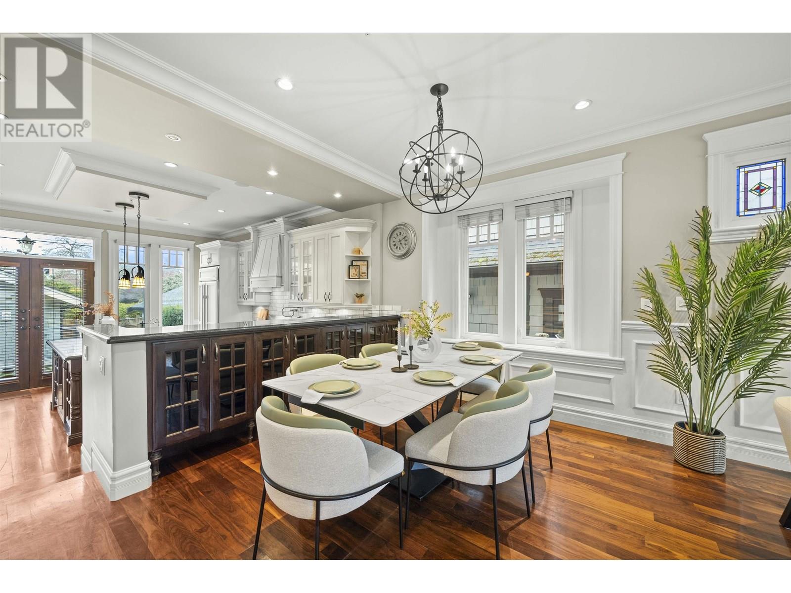 Listing Picture 6 of 40 : 4509 W 8TH AVENUE, Vancouver / 溫哥華 - 魯藝地產 Yvonne Lu Group - MLS Medallion Club Member