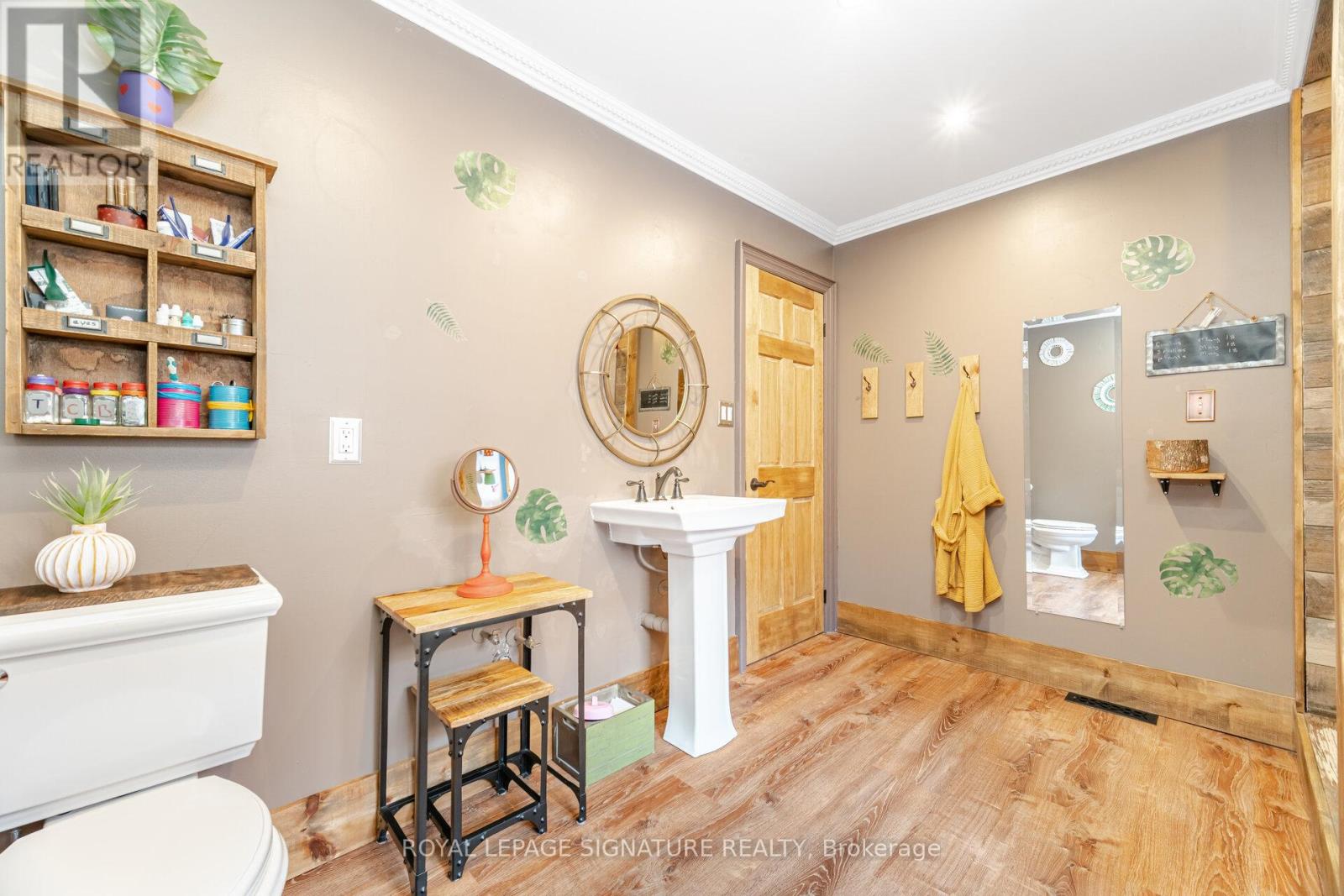 5448 Razorbill Court, Mississauga, Ontario  L5V 2C9 - Photo 25 - W12227241
