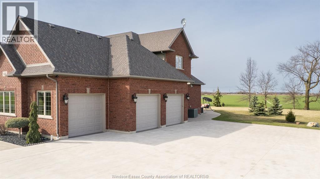 640 North Talbot Road, Lakeshore, Ontario  N8M 2X7 - Photo 33 - 25008619