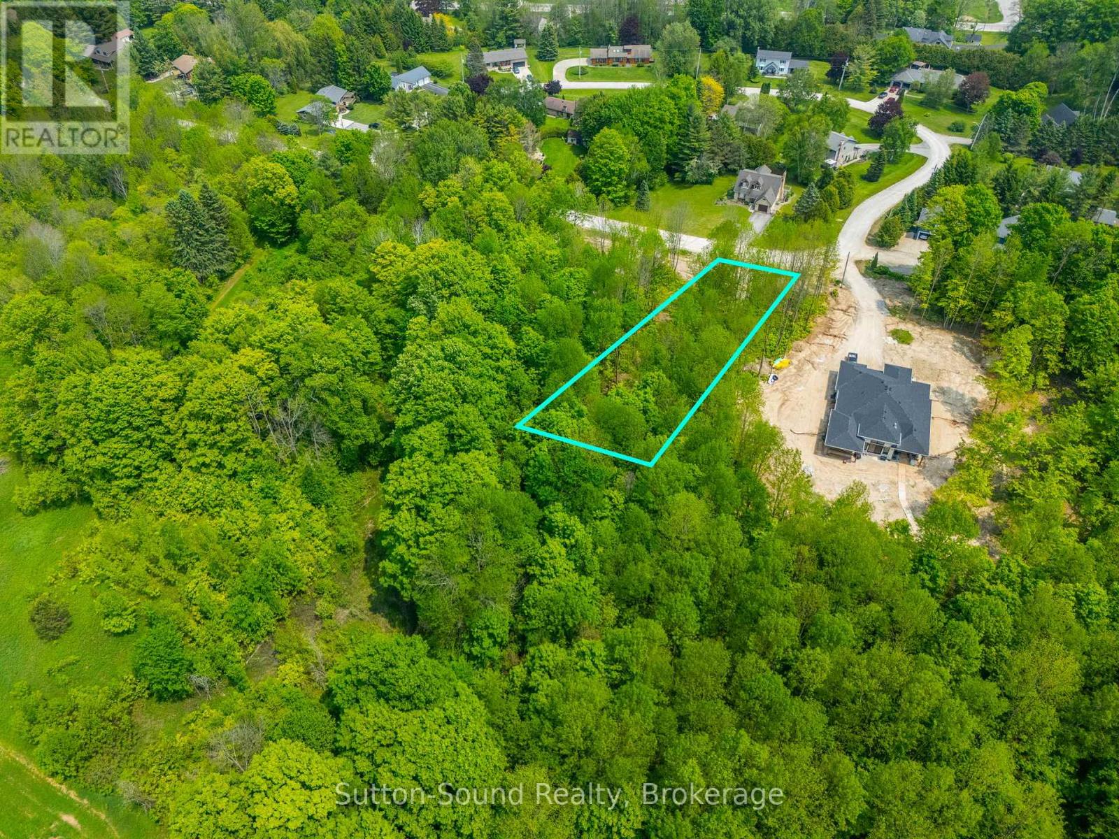 130 Maple Ridge Road, Georgian Bluffs, Ontario  N4K 5N4 - Photo 12 - X12227362