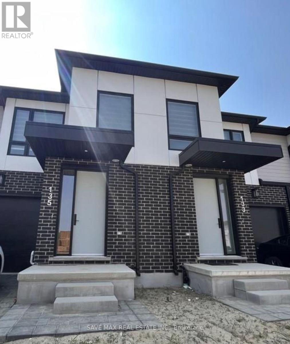 135 - 175 Doan Drive, Middlesex Centre, Ontario  N0L 1R0 - Photo 1 - X12227205