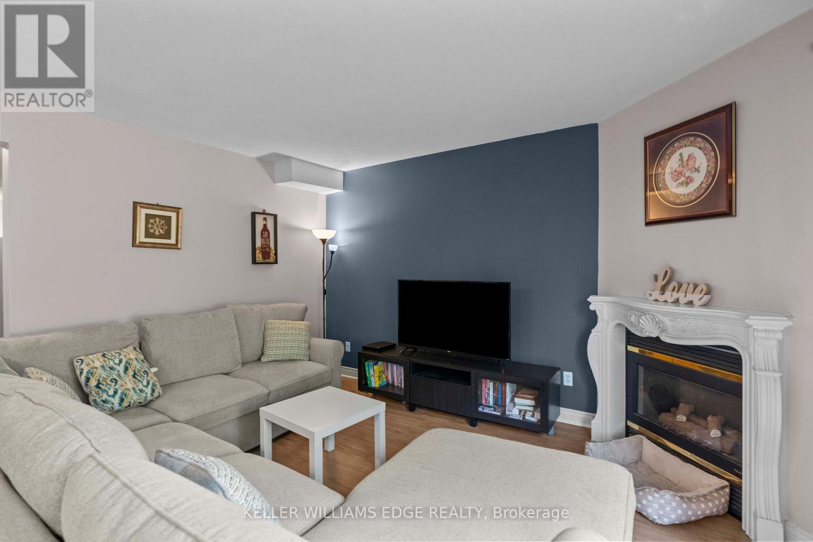 10 - 320 Hamilton Drive, Hamilton (Ancaster), Ontario  L9G 4W6 - Photo 22 - X12227270