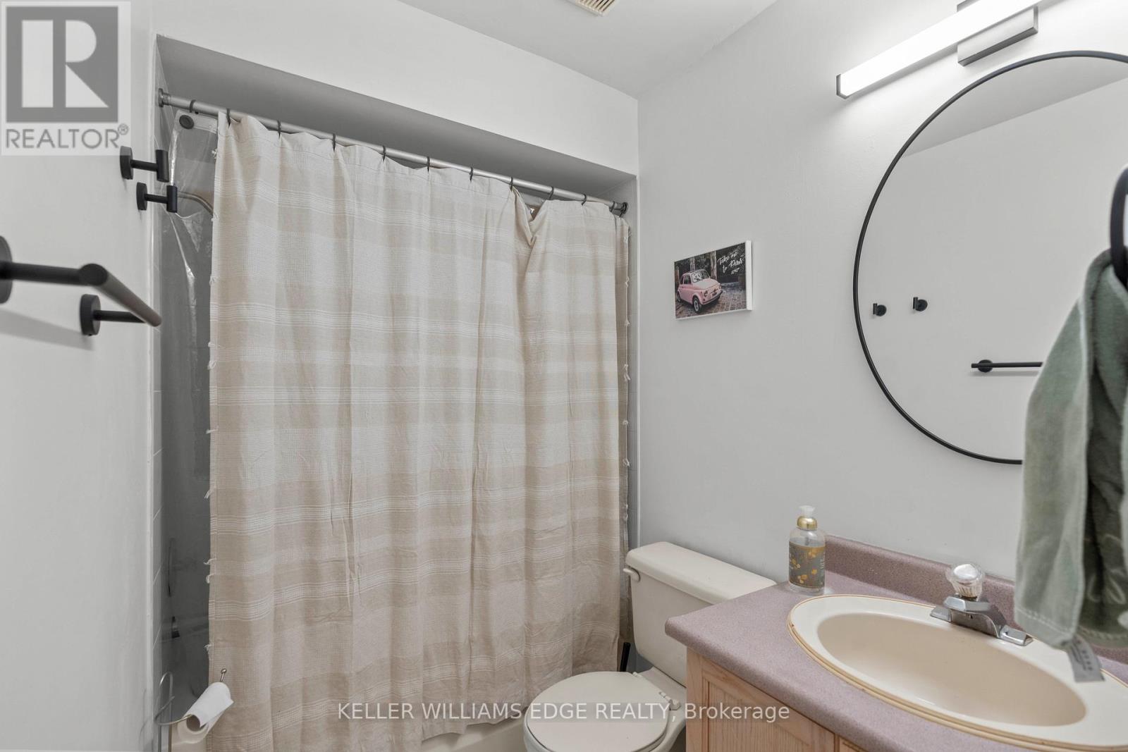 10 - 320 Hamilton Drive, Hamilton (Ancaster), Ontario  L9G 4W6 - Photo 35 - X12227270