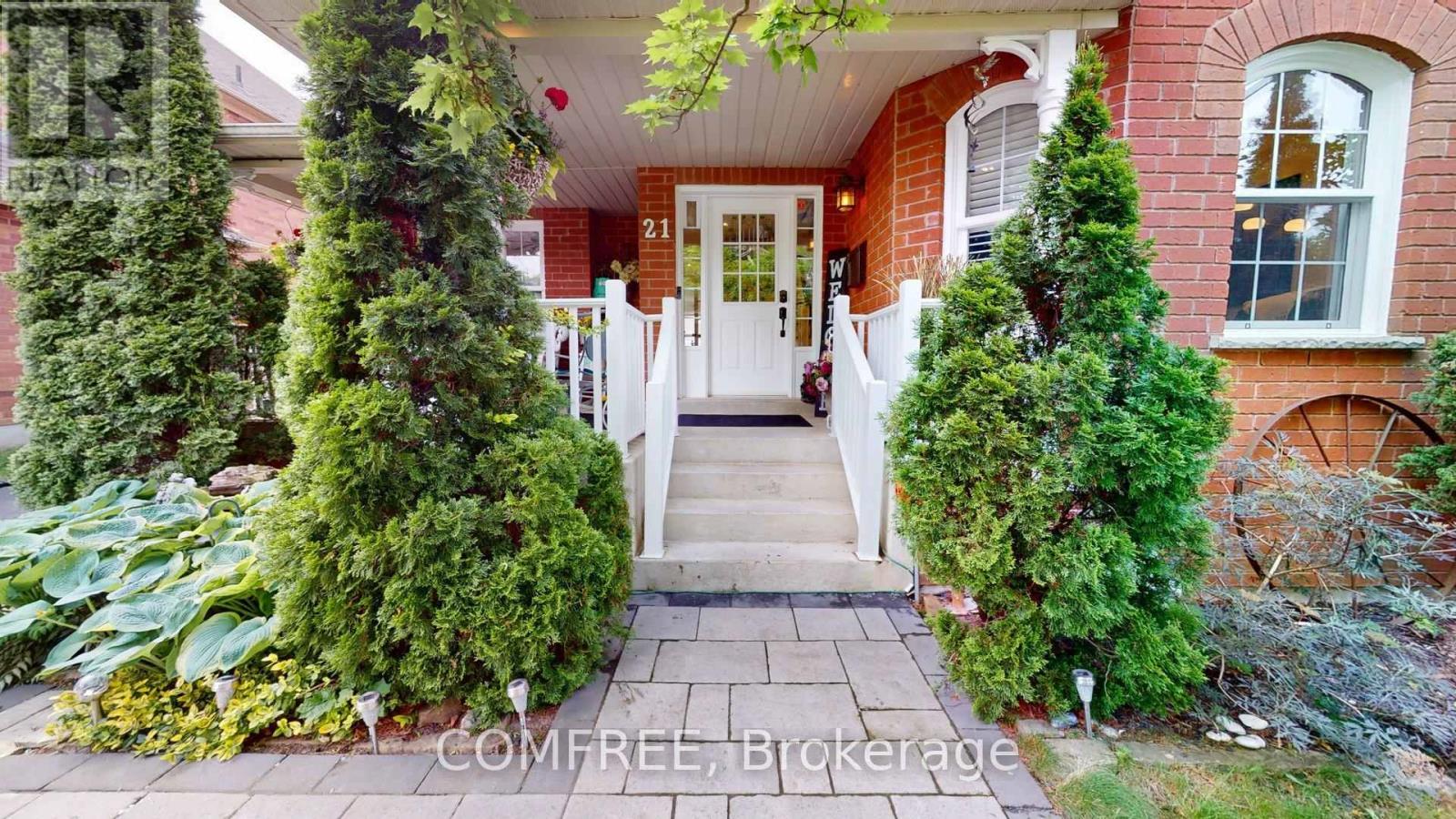 Property at 21 MCBETH PLACE image 2