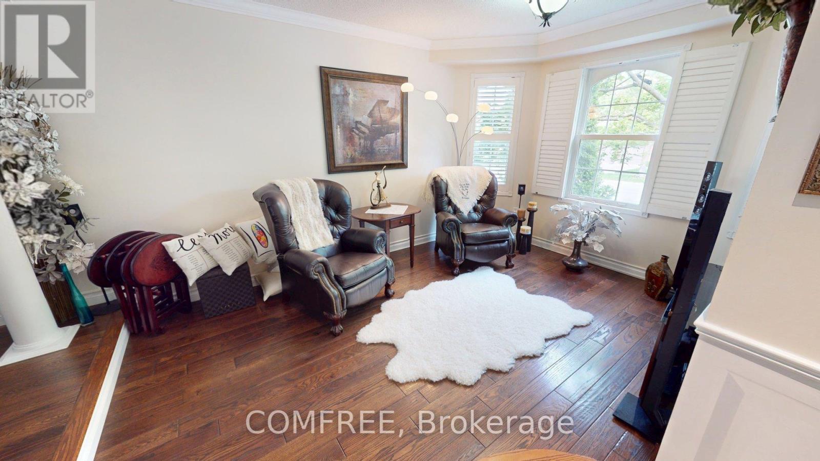 Property at 21 MCBETH PLACE image 4