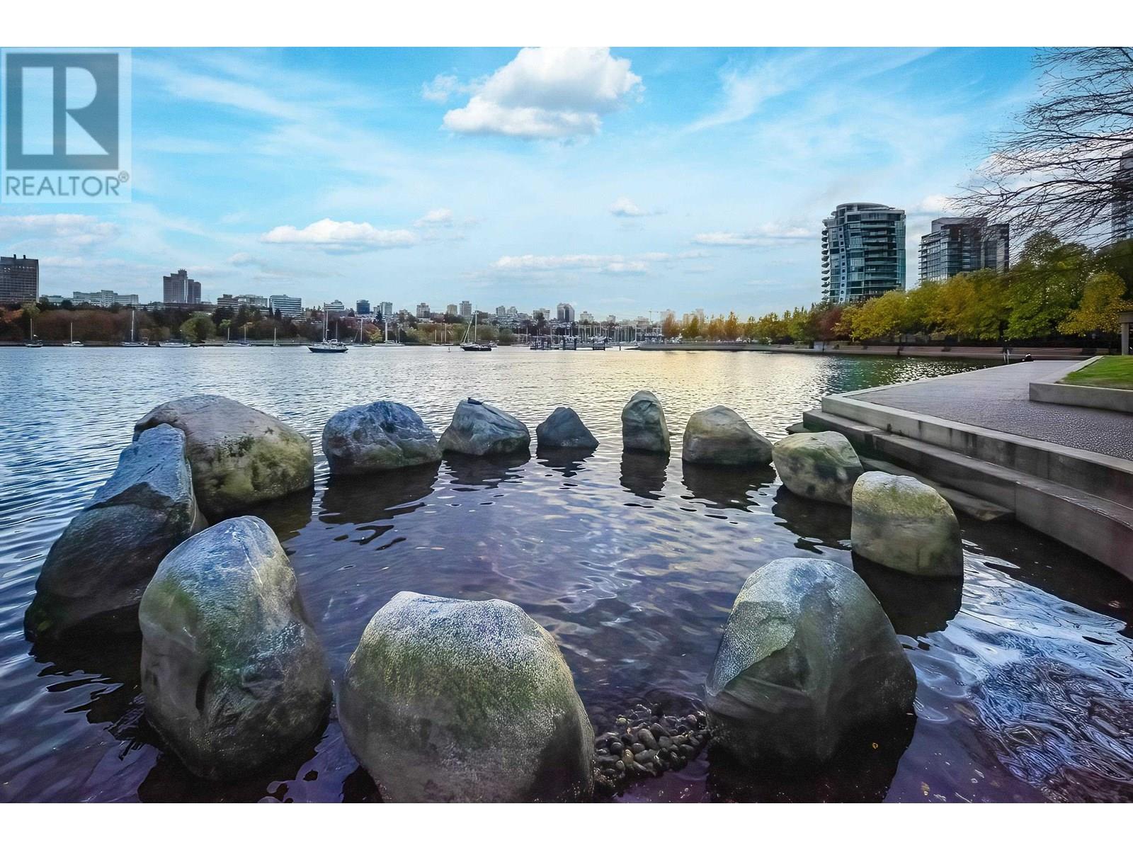 15F 199 DRAKE STREET, vancouver, British Columbia V6Z2Y8