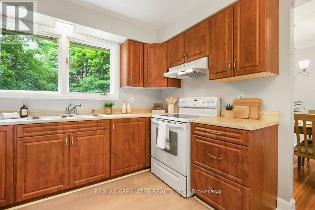 515 Bridge Street, Carleton Place, Ontario  K7C 3J3 - Photo 14 - X12227371