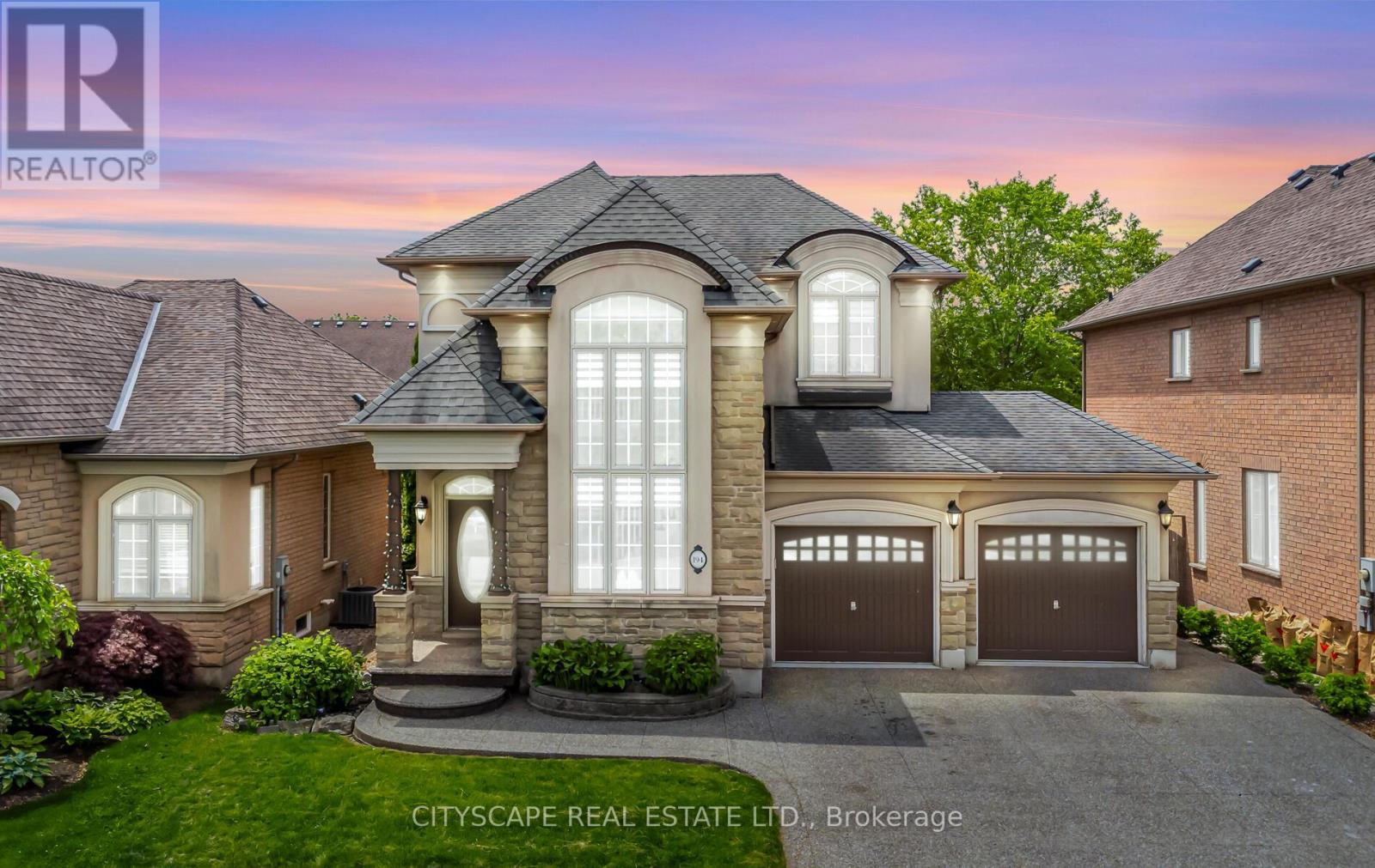 Property at 194 TAWNY CRESCENT image 1