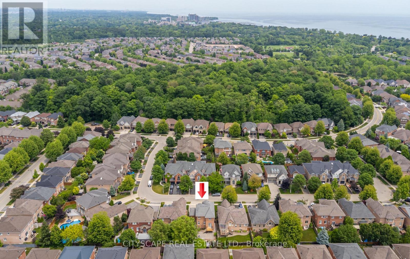 194 Tawny Crescent, Oakville (Br Bronte), Ontario  L6L 6T4 - Photo 37 - W12221965