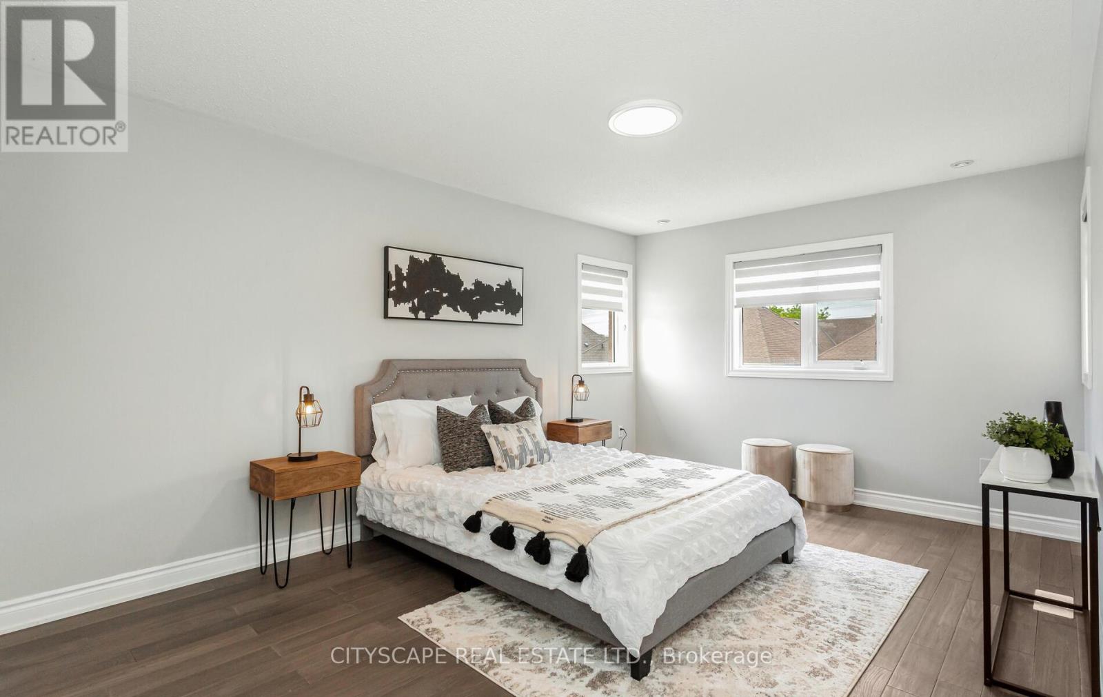 194 Tawny Crescent, Oakville (Br Bronte), Ontario  L6L 6T4 - Photo 21 - W12221965