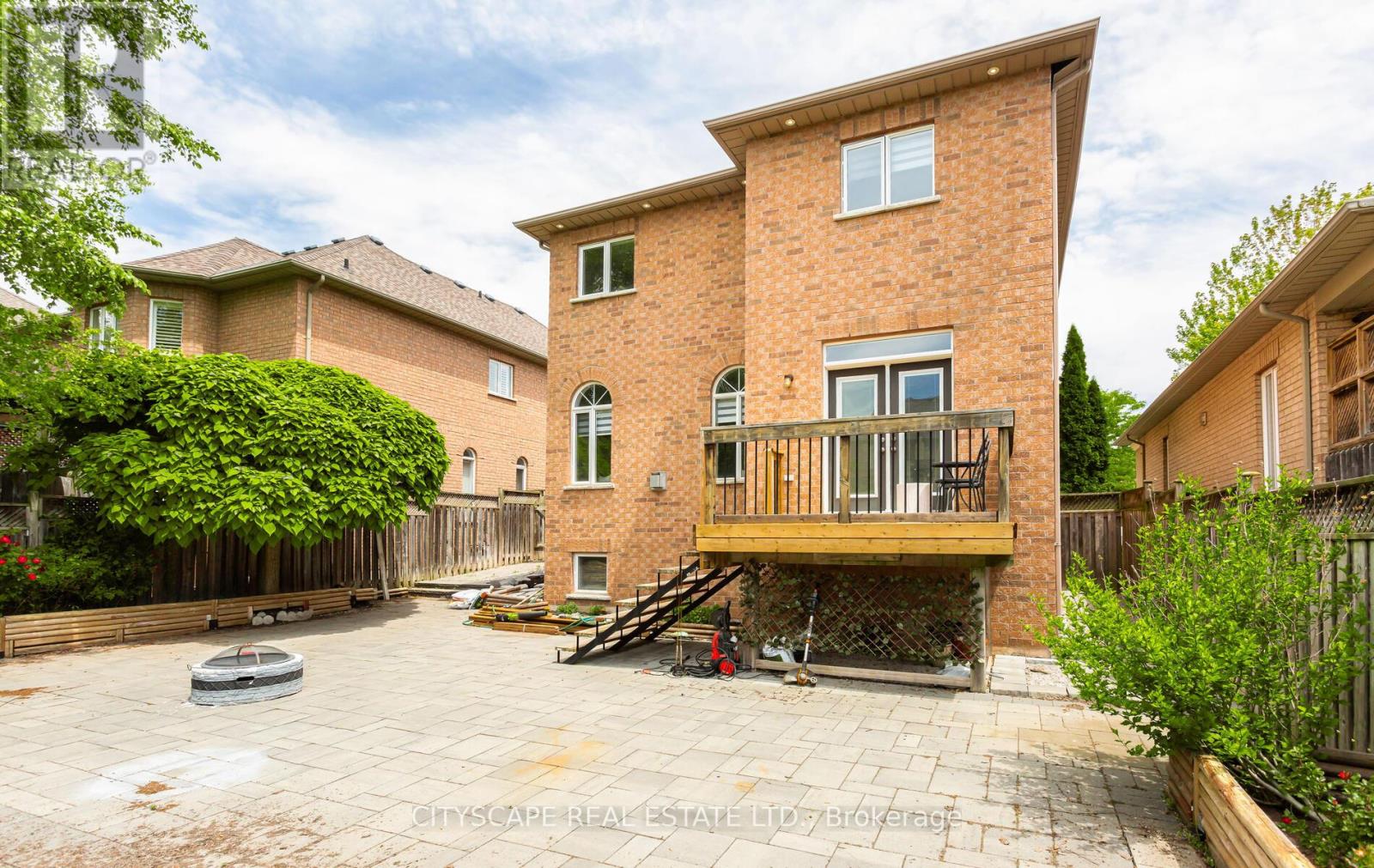 194 Tawny Crescent, Oakville (Br Bronte), Ontario  L6L 6T4 - Photo 34 - W12221965