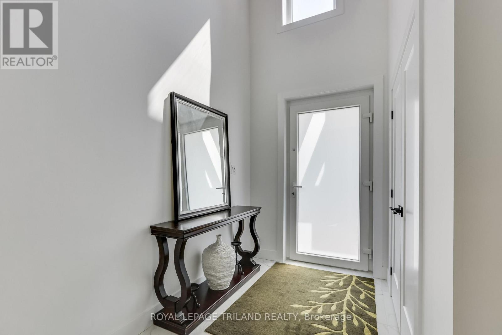 Property at 3535 EMILY CARR LANE image 4