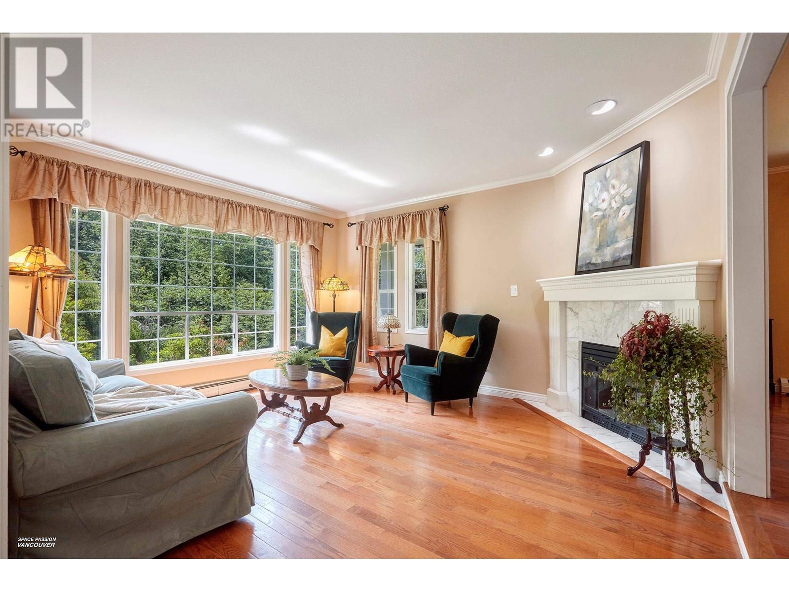 Property at 26245 124 AVENUE image 3