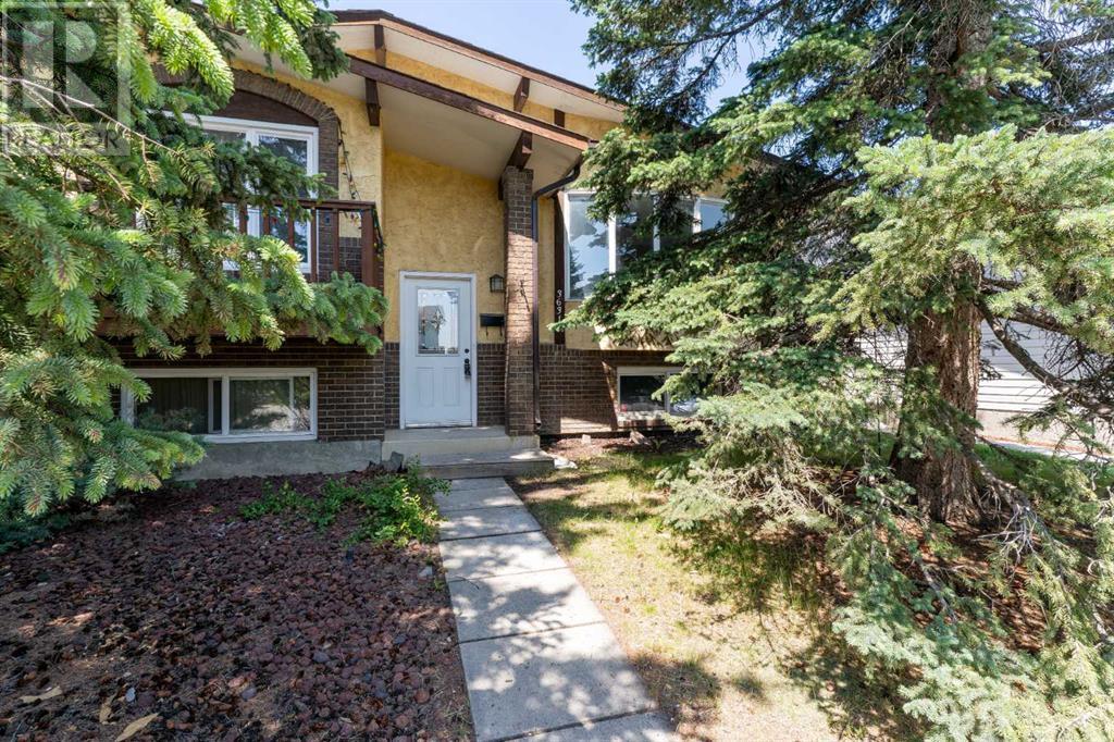 Property at 3631 Cedarille Drive SW image 2