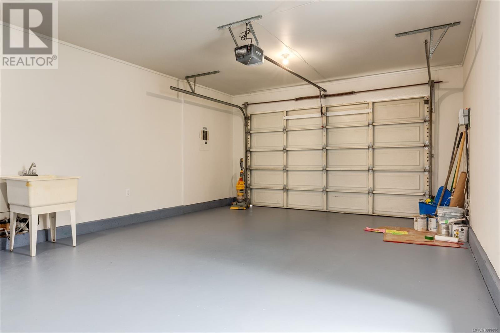 Property at 638 Walkem Rd image 4