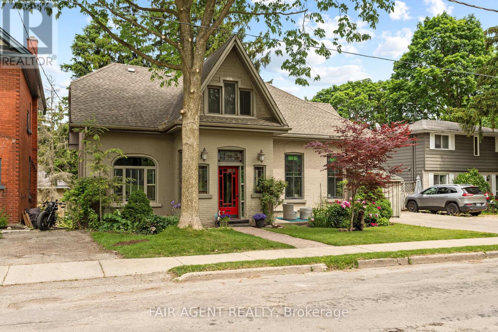 Property at 26 DALY AVENUE image 2