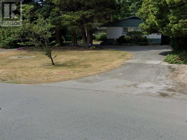Property at 8295 ANGUS DRIVE image 5