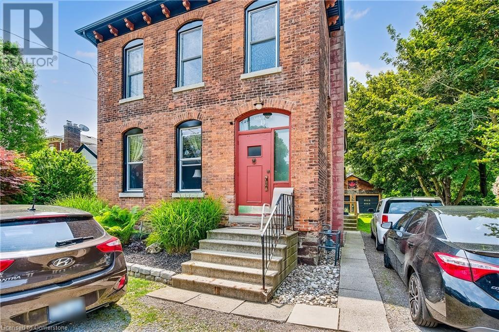 Property at 19 YORK Street image 2