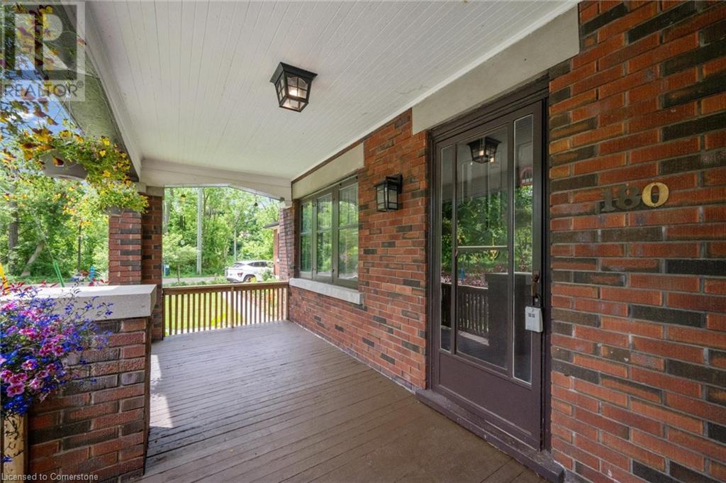 Property at 180 DAVID Street image 4