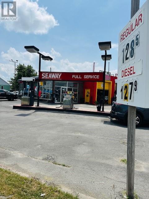 3064 Pitt Street W, Cornwall, Ontario  K6H 1B1 - Photo 2 - X12227156