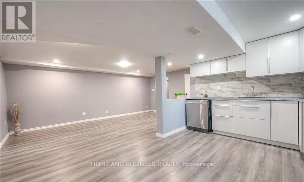 162 Carter Crescent, Cambridge, Ontario  N1R 6A9 - Photo 27 - X12227290