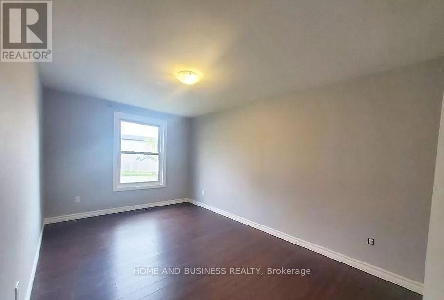 162 Carter Crescent, Cambridge, Ontario  N1R 6A9 - Photo 9 - X12227290