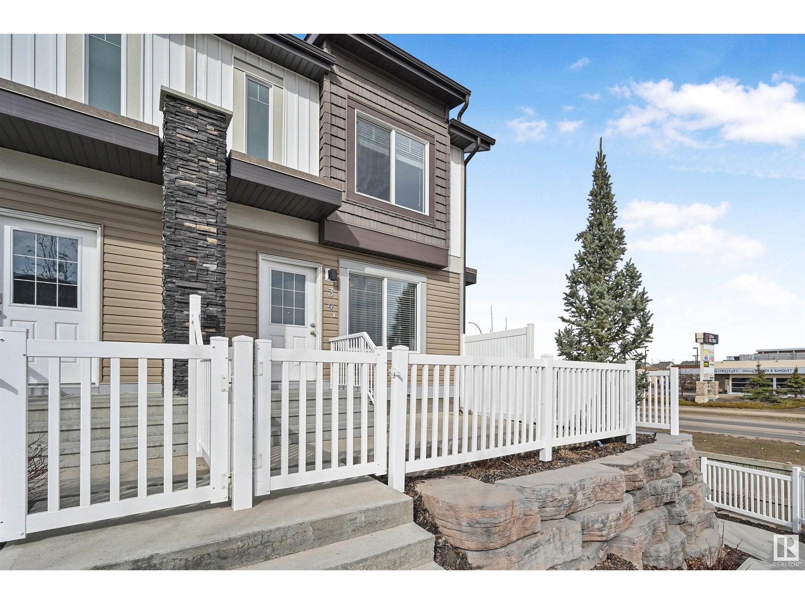 Property at #34 2215 24 ST NW image 2