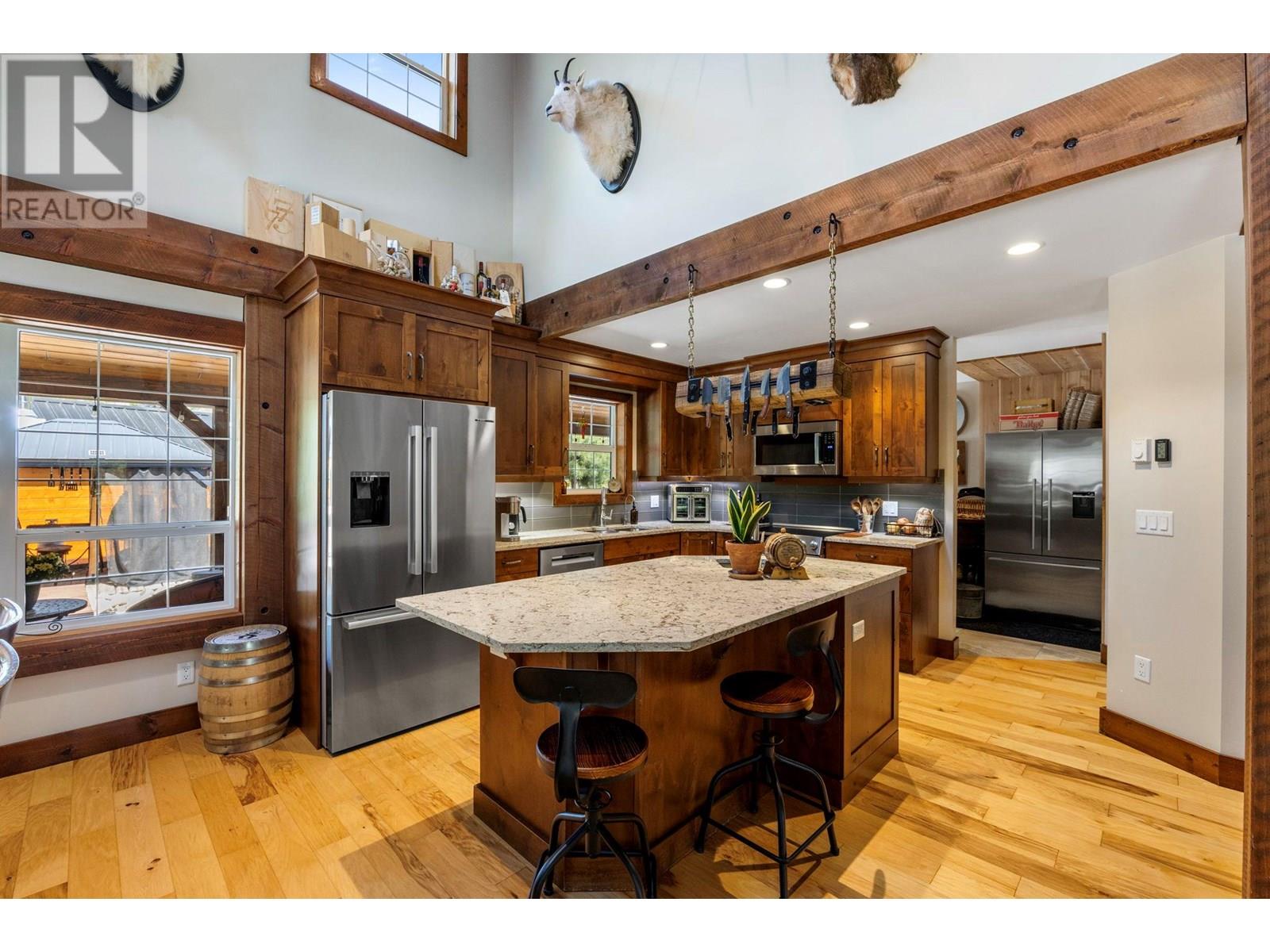 6241 33 Highway, Carmi, British Columbia  V0H 1A0 - Photo 16 - 10350815