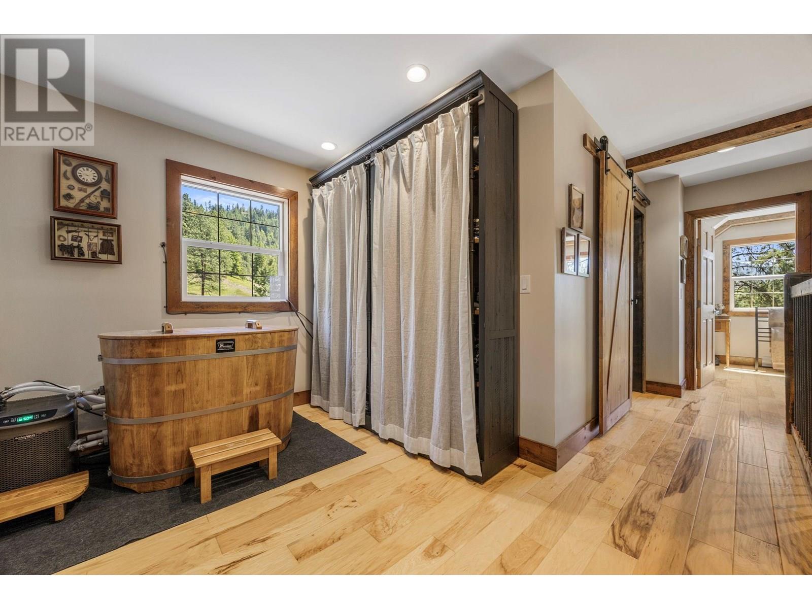 6241 33 Highway, Carmi, British Columbia  V0H 1A0 - Photo 43 - 10350815