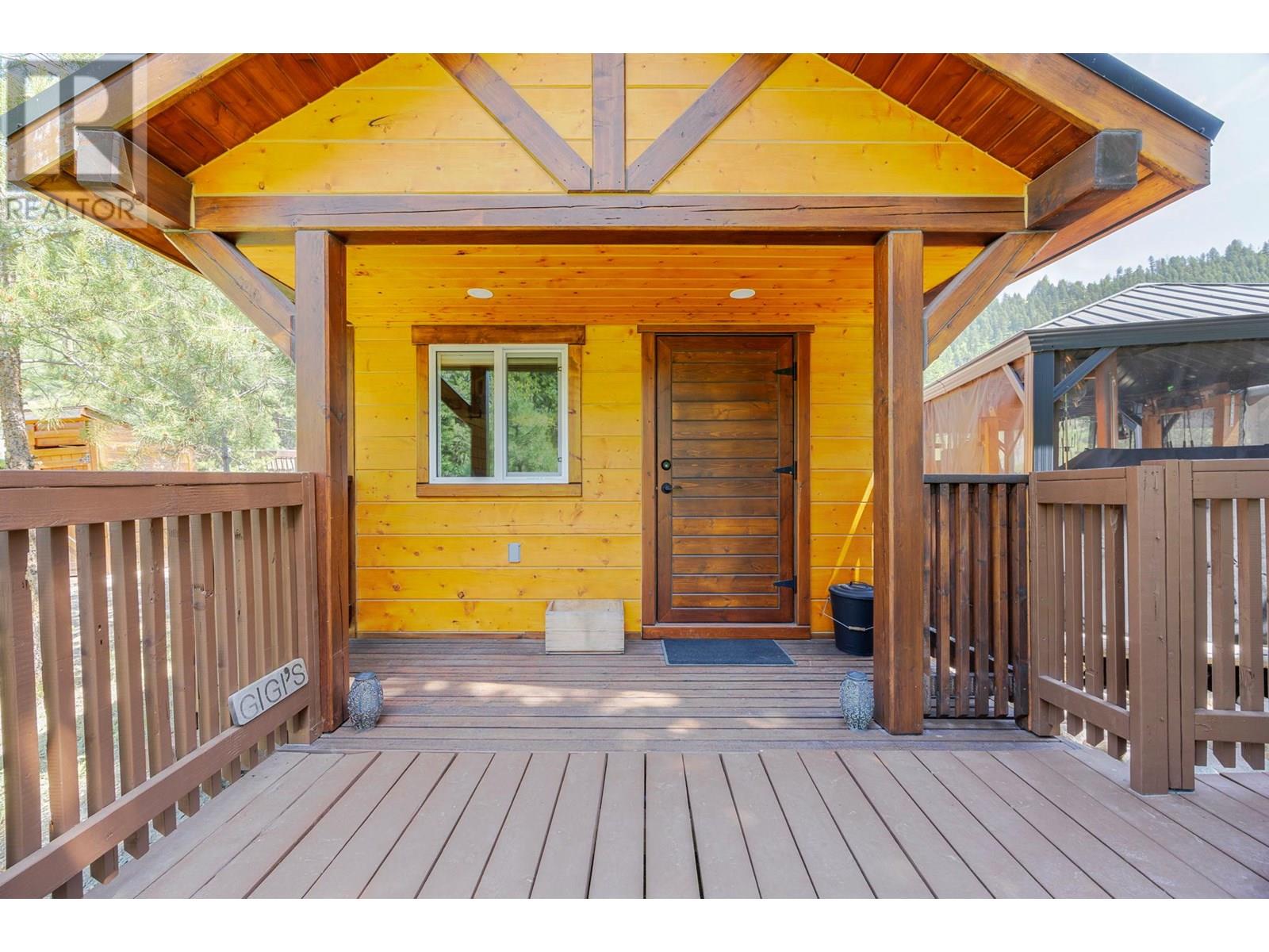 6241 33 Highway, Carmi, British Columbia  V0H 1A0 - Photo 46 - 10350815