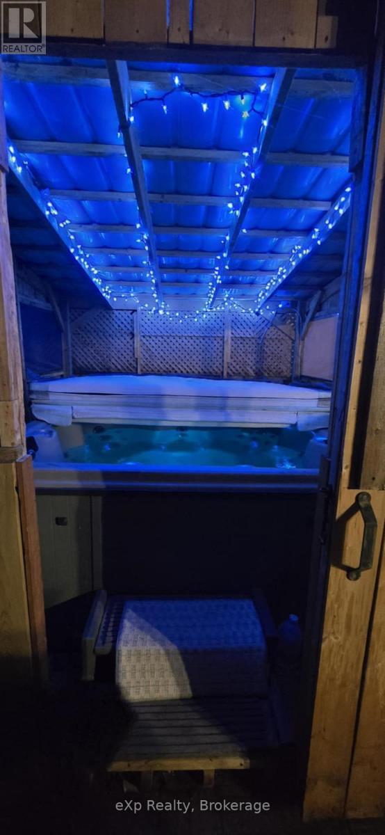 120 3rd Avenue Sw, Arran-Elderslie, Ontario  N0G 1L0 - Photo 43 - X12079947