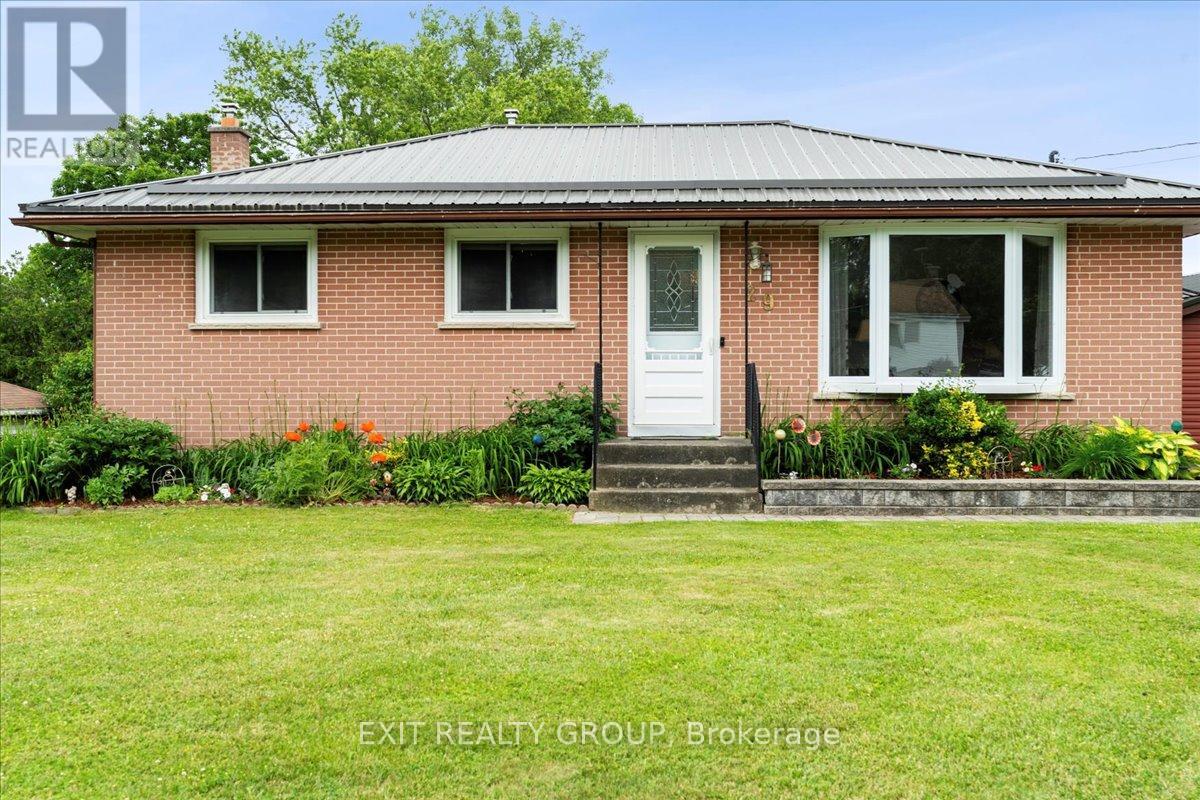 Property at 29 BARRY ROAD image 3
