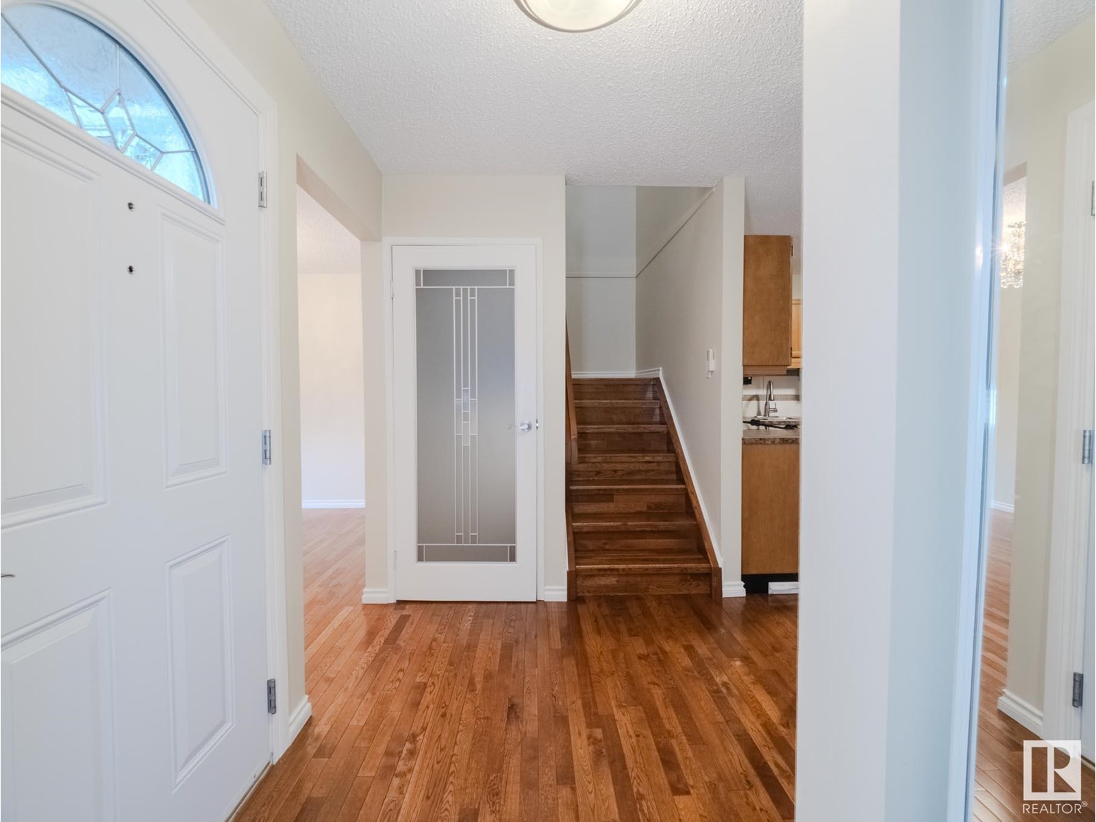 Property at 18170 96 AV NW image 4