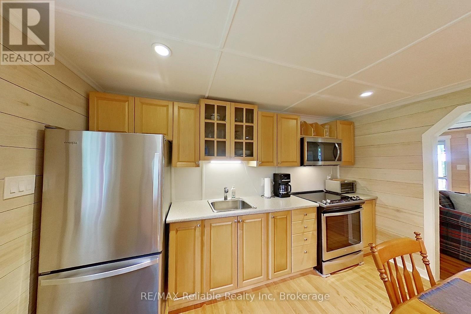 75547 Elliot Street, Bluewater, Ontario  N0M 1G0 - Photo 13 - X12227580