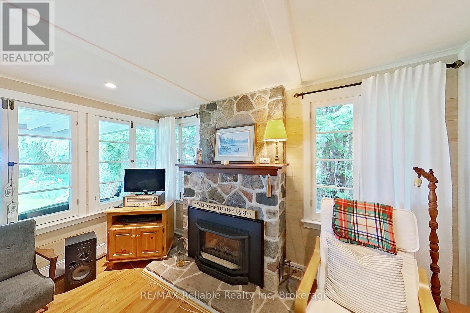 75547 Elliot Street, Bluewater, Ontario  N0M 1G0 - Photo 23 - X12227580