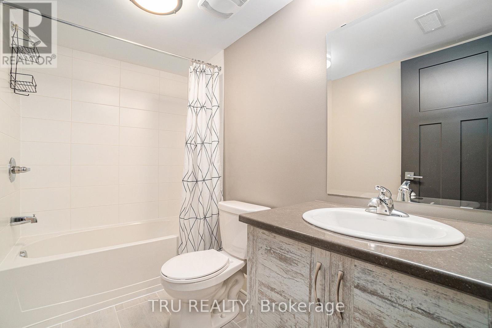 670 Parade Drive, Ottawa, Ontario  K2S 1B8 - Photo 19 - X12227572