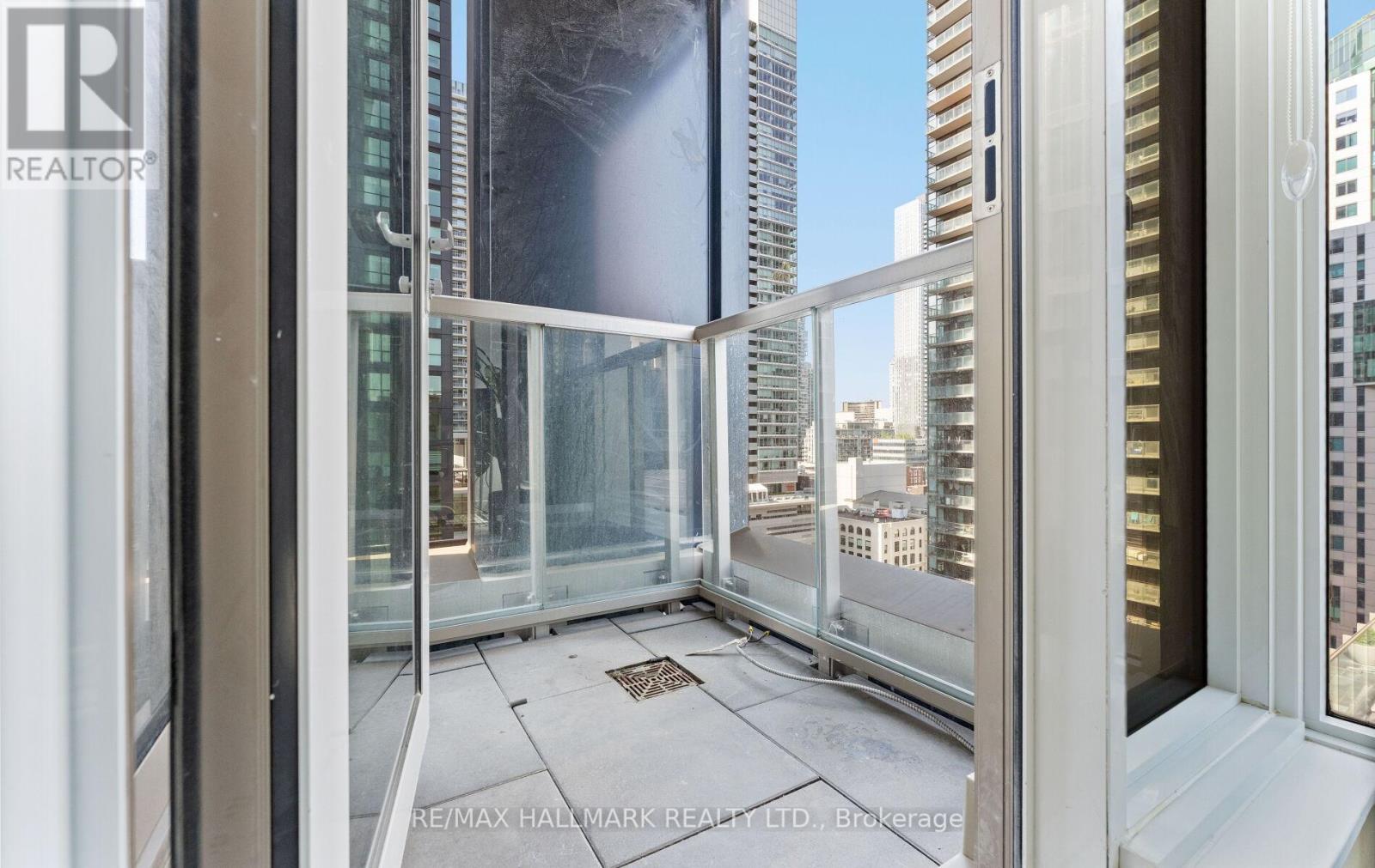 1114 - 35 Mercer Street, Toronto, Ontario  M5V 1H2 - Photo 35 - C12227645