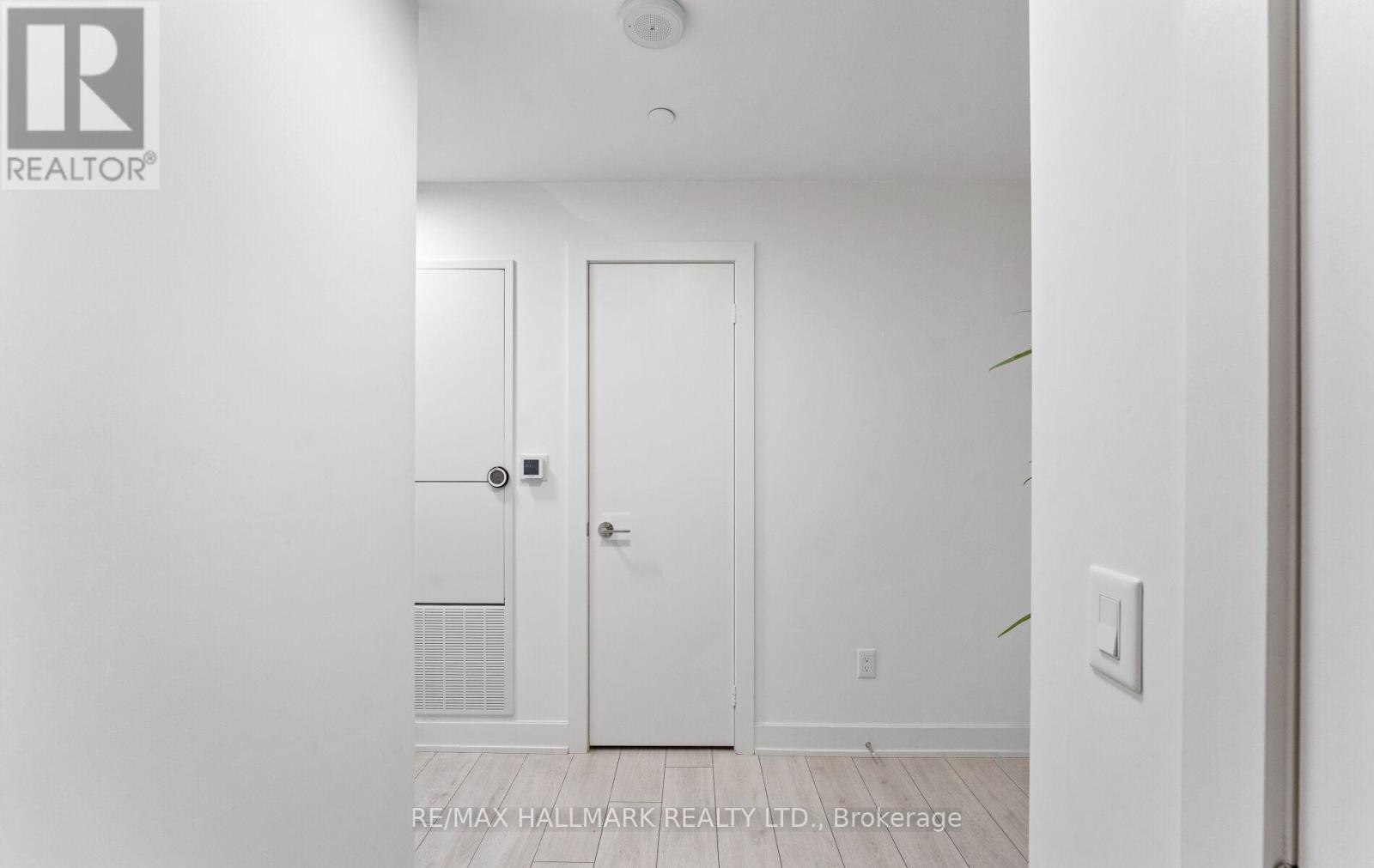 1114 - 35 Mercer Street, Toronto, Ontario  M5V 1H2 - Photo 7 - C12227645