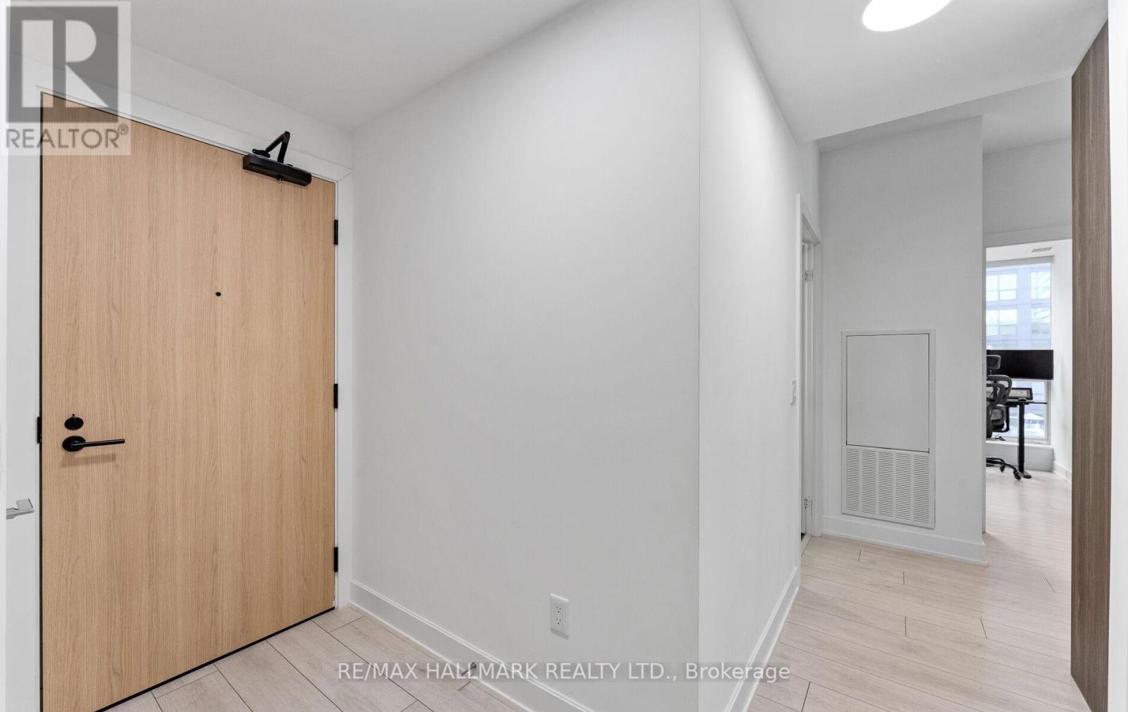 1114 - 35 Mercer Street, Toronto, Ontario  M5V 1H2 - Photo 8 - C12227645