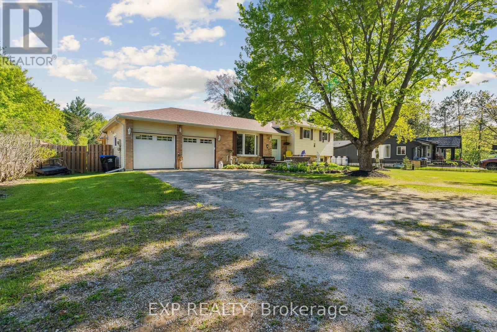 8245 Main Street, Adjala-Tosorontio, Ontario  L0M 1M0 - Photo 1 - N12227646