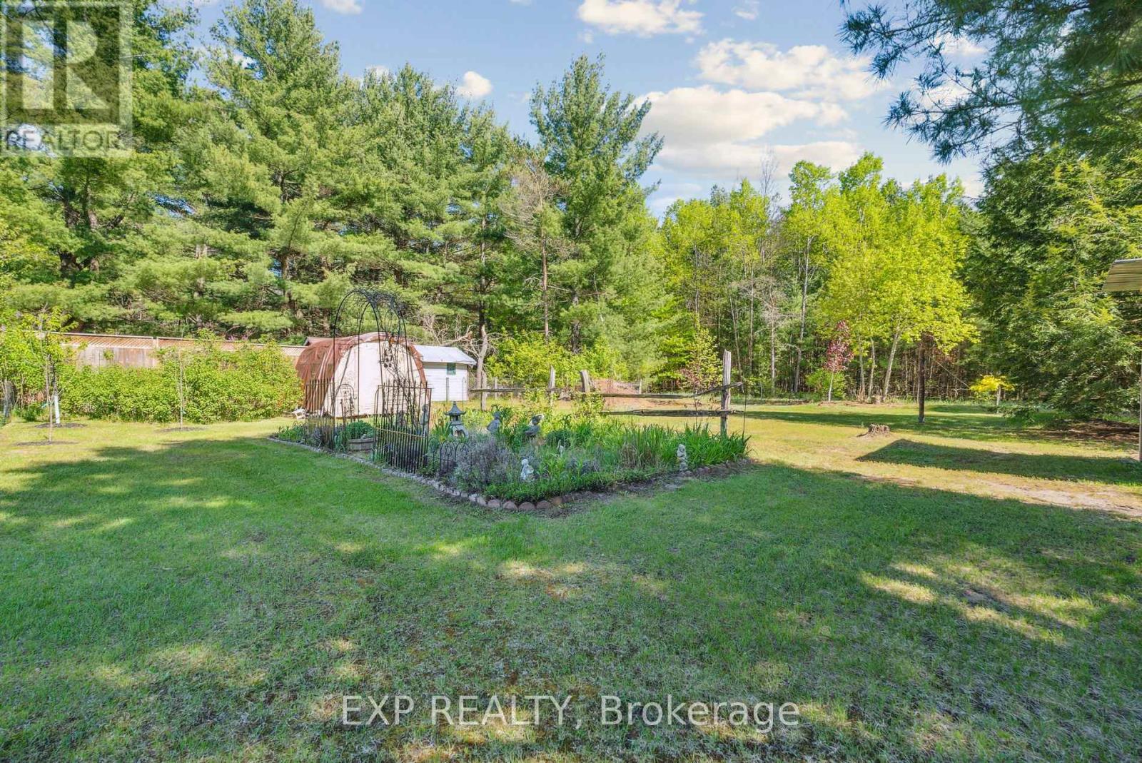 8245 Main Street, Adjala-Tosorontio, Ontario  L0M 1M0 - Photo 43 - N12227646